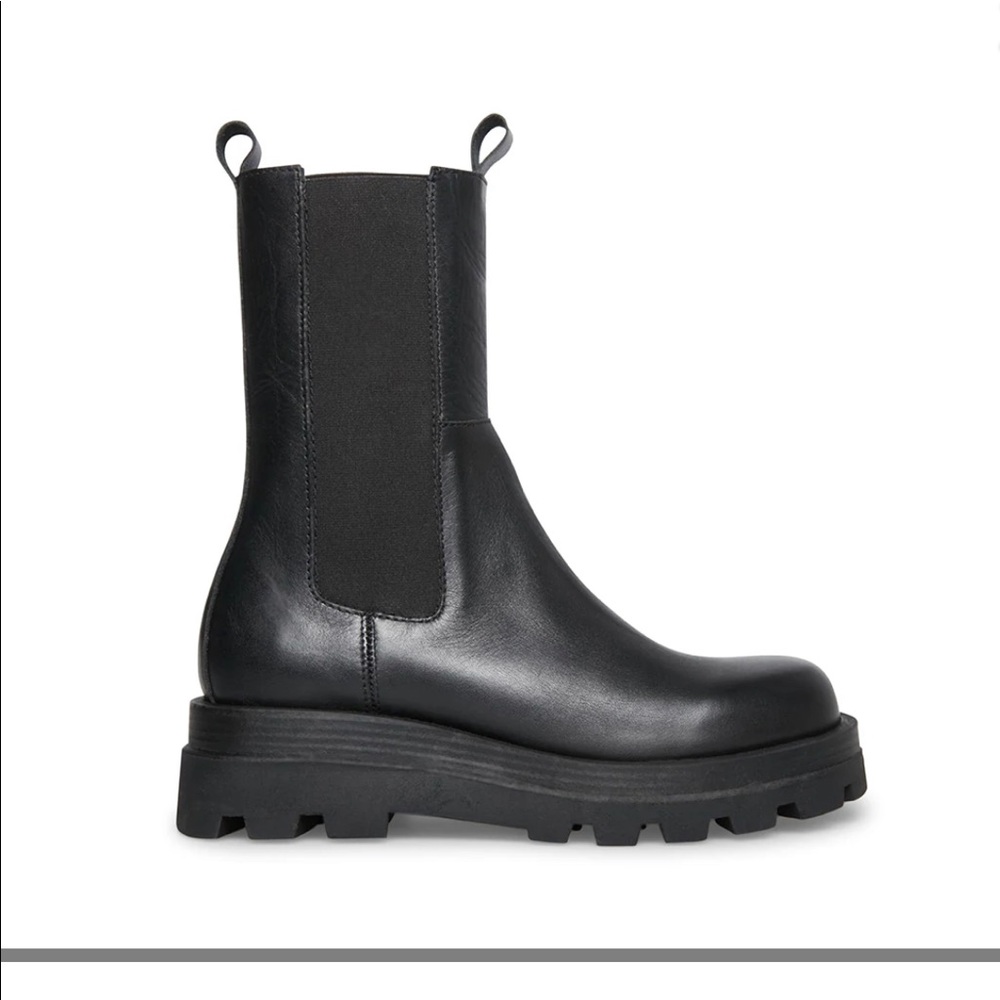 Steve Madden Explorer Boots